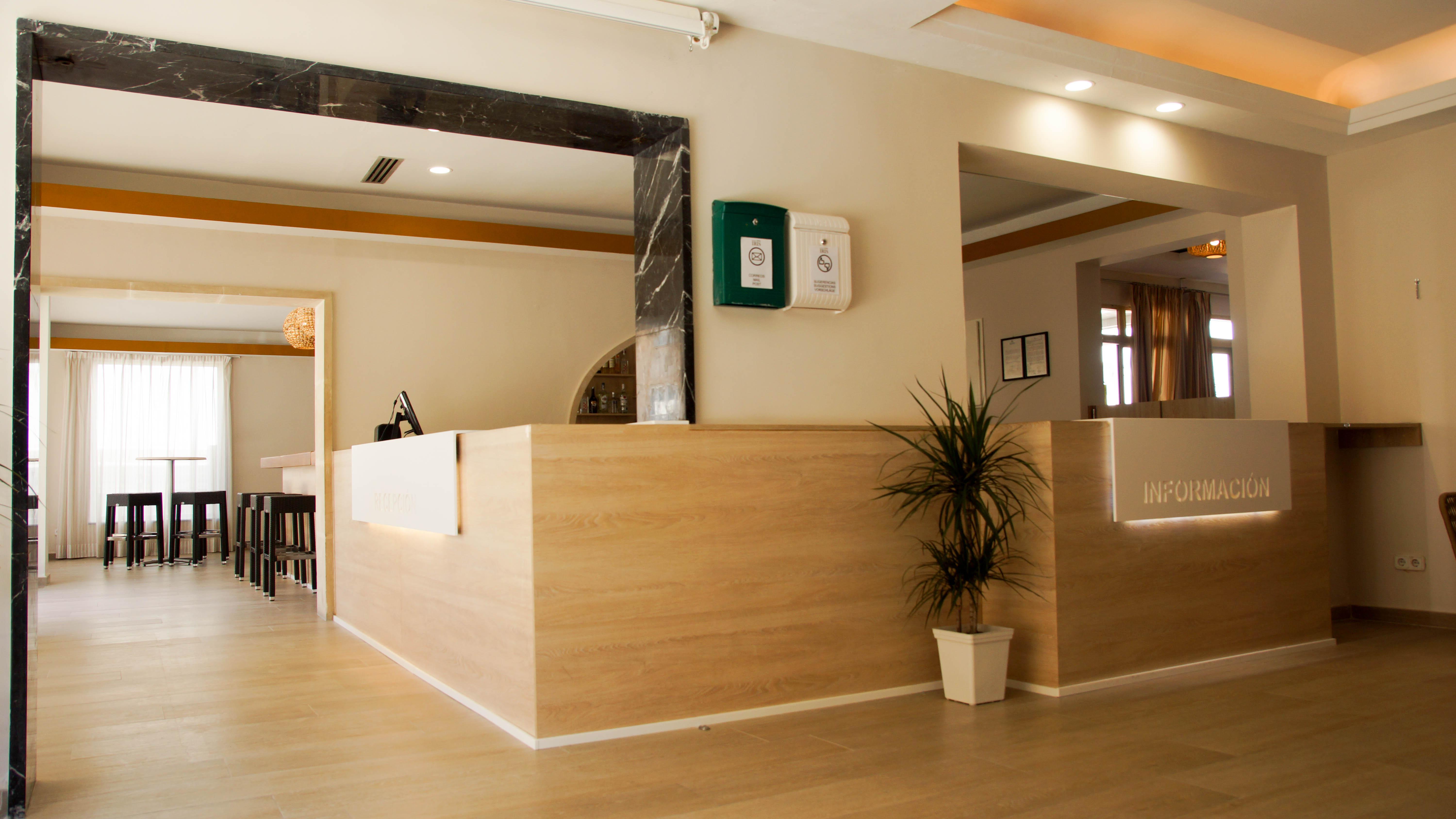 אל ארנל Hotel Iris - Only Adults מראה חיצוני תמונה