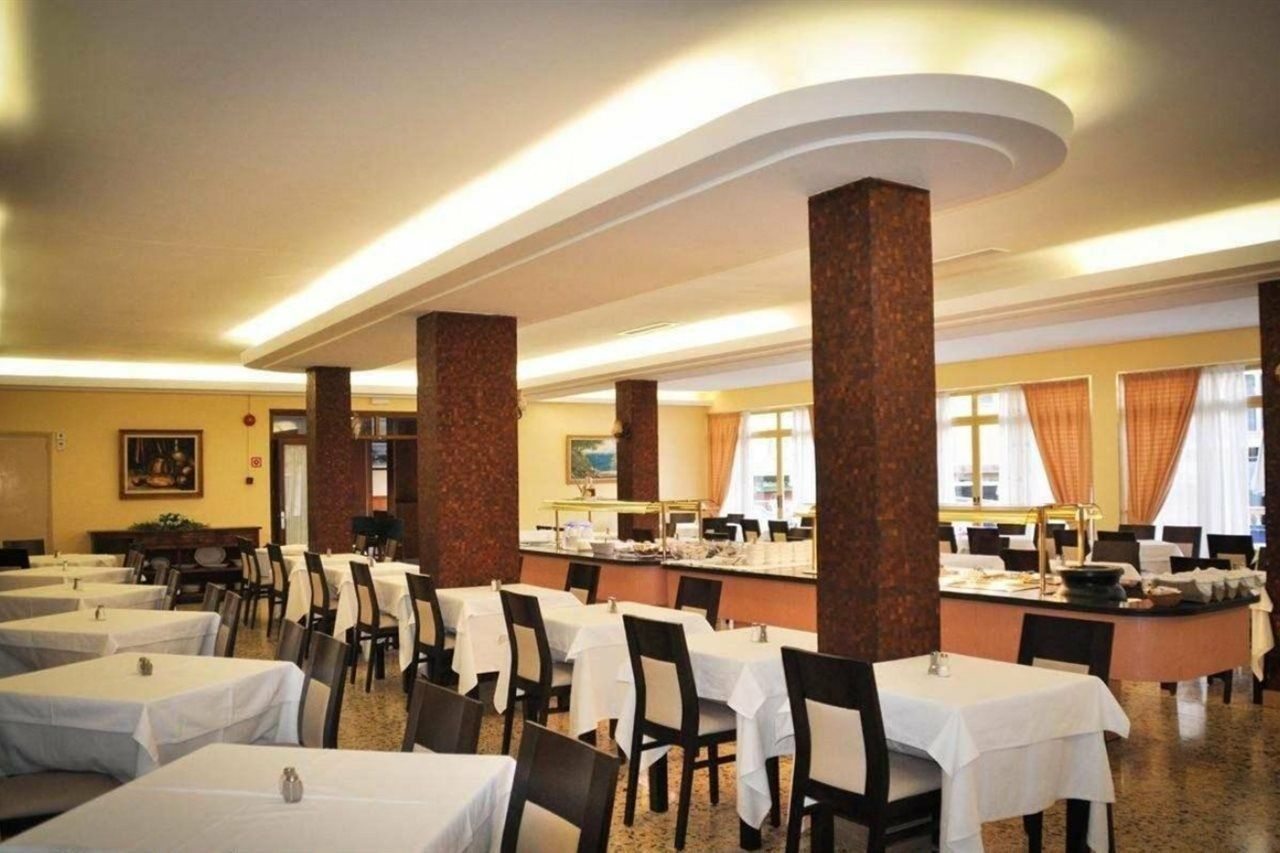 אל ארנל Hotel Iris - Only Adults מראה חיצוני תמונה