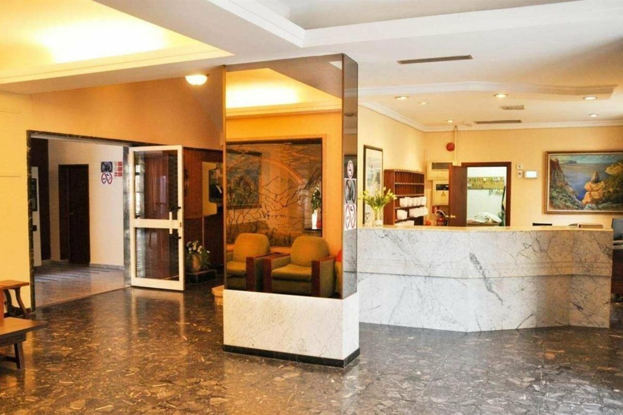 אל ארנל Hotel Iris - Only Adults מראה חיצוני תמונה